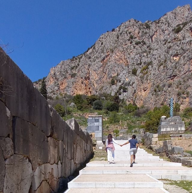 Athens: Delphi, Corycian Cave, and 300 Battlefield Day Trip - A Deep Dive into the Itinerary and Experience