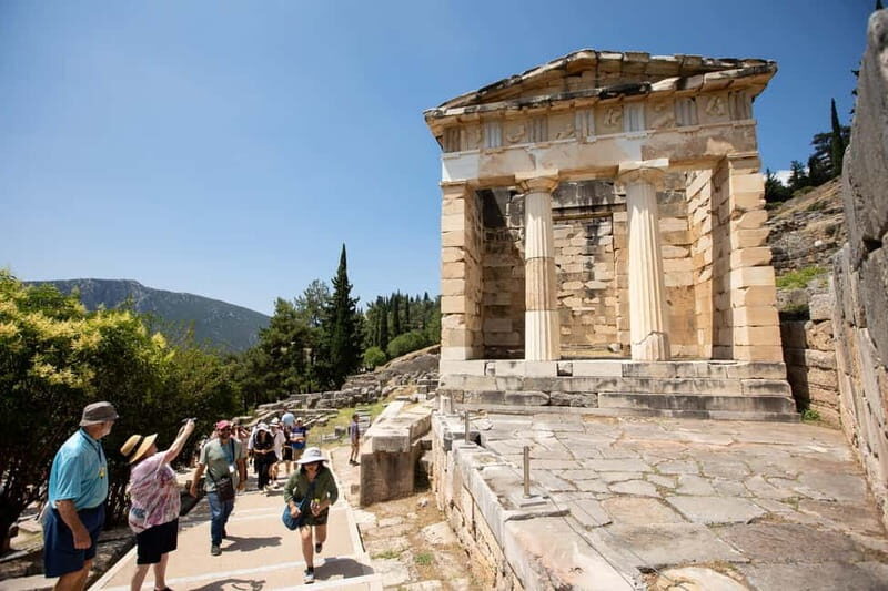 Athens: Delphi Day Tour with Museum & Arachova Village Visit - An In-Depth Look at the Tour Experience