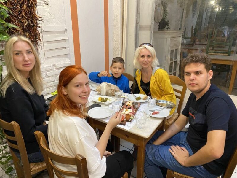 Athens: Eat like an Athenian Walking Tour - Detailed Itinerary Breakdown