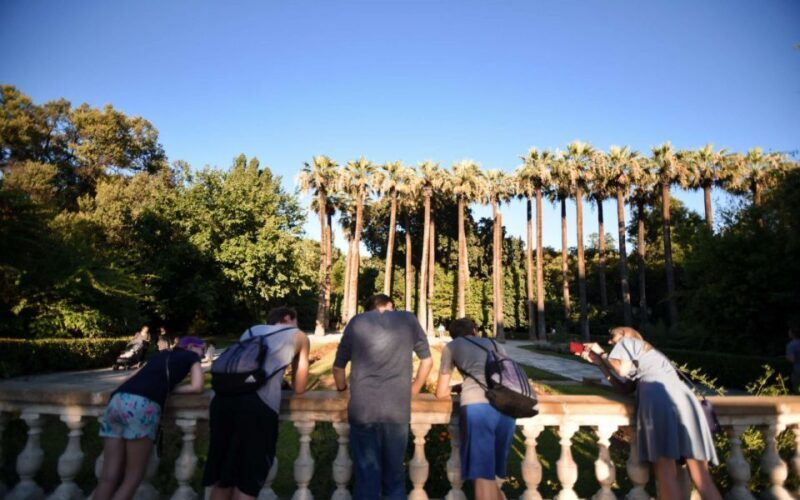 Athens: Evening Private City Walking Tour & 4-Course Dinner - Exploring Athens After Dark: An In-Depth Review of the Private Evening Walking Tour & Dinner