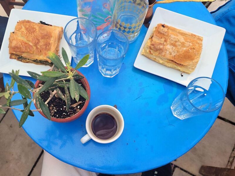 Athens: Family Mythology Treasure Hunt w Food Stops - Key Points