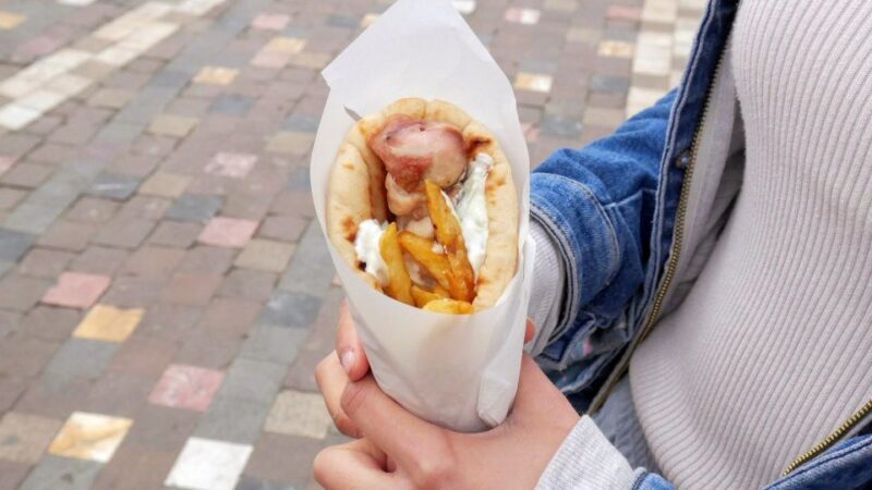 Athens: Food Tasting Tour in Plaka with Central Market Visit - What to Expect from the Athens Food Tasting Tour