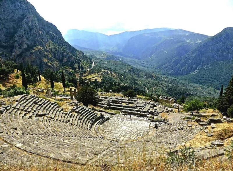 Athens: Full Day Trip Delphi and Arachova - FAQs