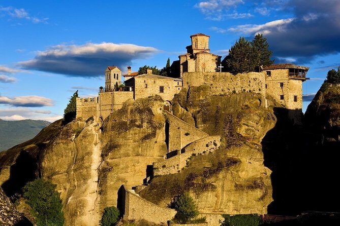 Athens: Meteora Monasteries and Hermit Caves Day Tour with Lunch - Final Thoughts: Is This Tour Right for You?