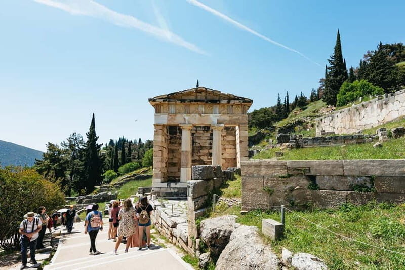 Athens: Mythology of Delphi, Museum and Arachova Guided Tour - A Day in the Mythical Land of Delphi and Arachova
