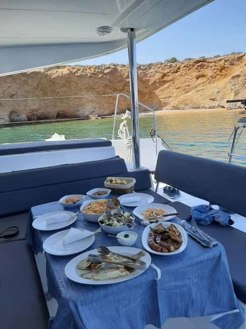 Athens: Private Catamaran Experience with Meal & Open Bar - Key Points