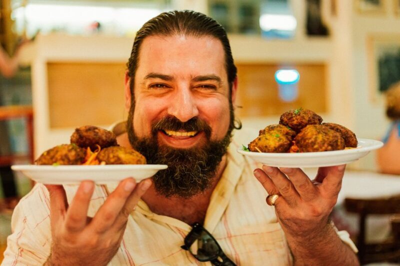 Athens: Private Evening Tour w/ Drinks & Bites in Koukaki - An In-Depth Look at the Tour Experience