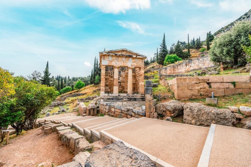 Athens: Private Tours of Delphi, Delphi Museum, and Arachova - A Deep Dive into the Experience