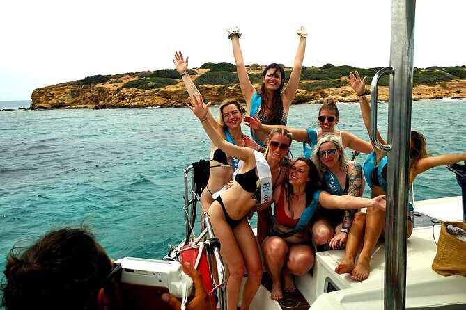 Athens Riviera Catamaran tour with fresh Meal Drinks and Swimming - Who Should Book This Tour?