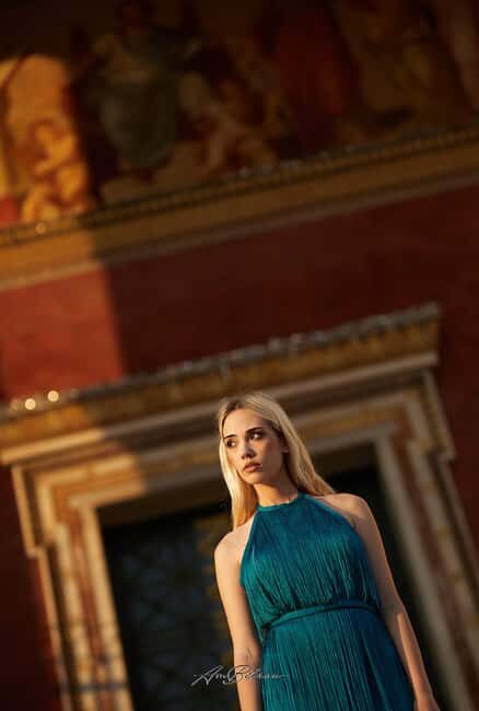 Athens Riviera Photoshoot with Optional Flying Dress Rental - Key Points