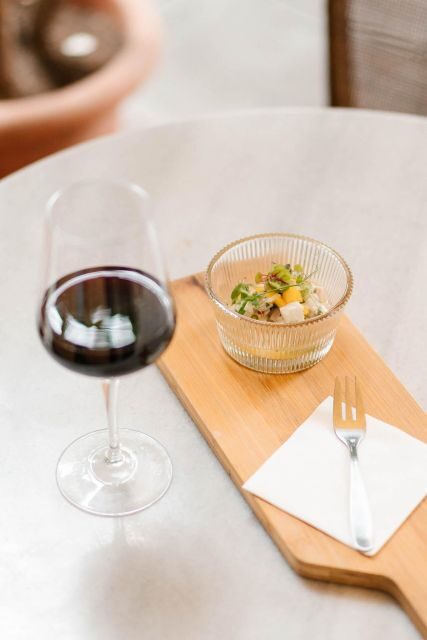 Athens: Tasting of 6 Wines from Kefalonia with Food Pairing - FAQs