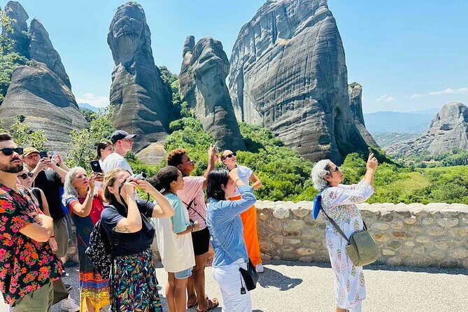 Athens to Meteora Panoramic Day Tour w/ your own Train Ticket English or Spanish - FAQs