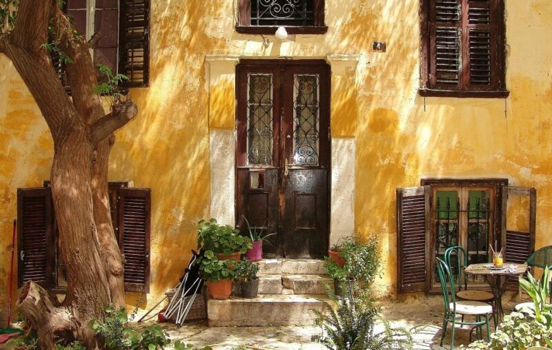 Athens:Acropolis - Historical Center Walking Tour in Spanish - Who Should Book This Tour?