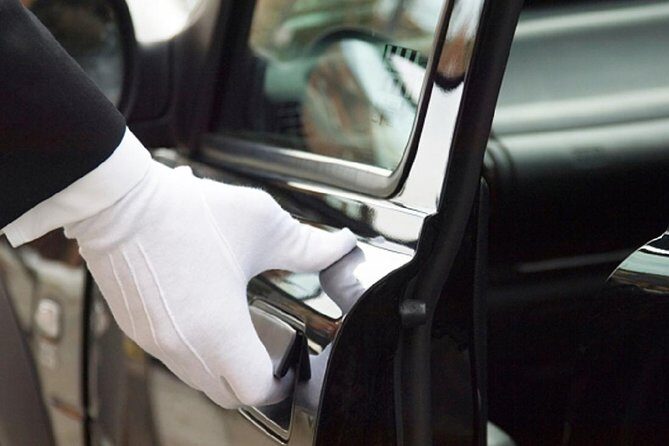 Auckland Airport Private One-Way or Round-Trip Transfer - The Sum Up