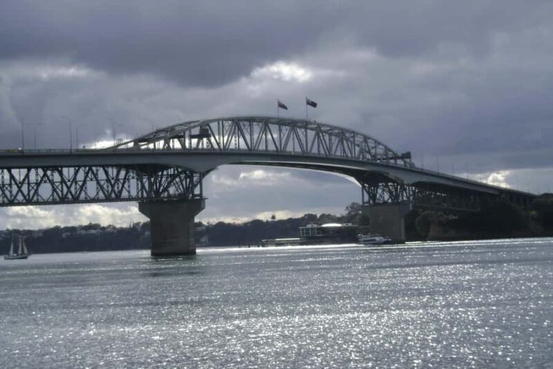 Auckland: Guided Small Group City Discovery Tour - Practical Tips for Enjoying Your Tour