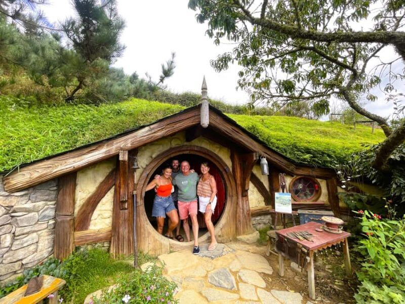 Auckland: Hobbiton, Waitomo Caves, and Rotorua 1-Way Tour - Practical Details That Matter