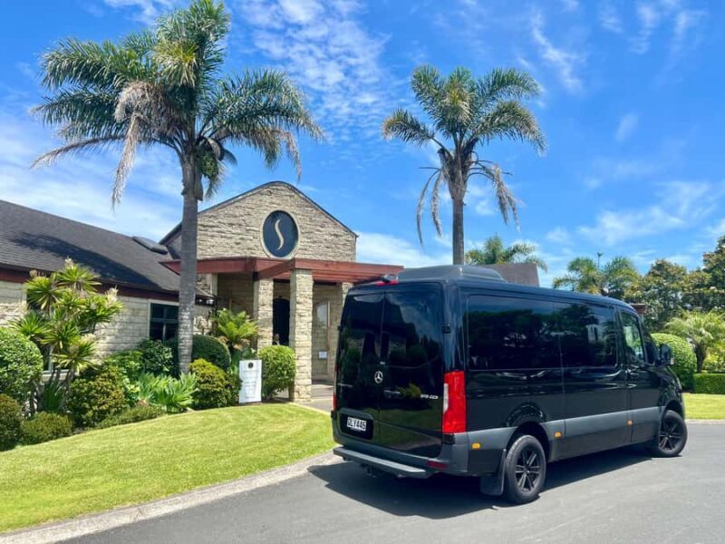 Auckland: Luxury Kumeu Wine Tour with Gourmet Lunch - An Introduction to the Tour Experience