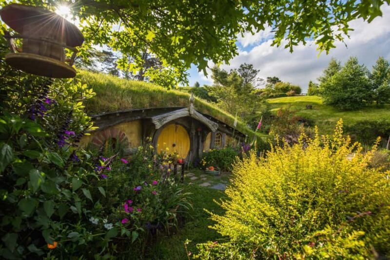 Auckland: Private Hobbiton Movie Set & Waitomo Caves Tour - An In-Depth Look at the Tour Itinerary