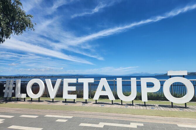 Auckland: Rotorua, Taupo, Waiotapu & Huka Falls Private Trip - The Sum Up
