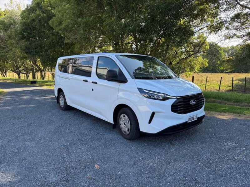 Auckland Sunrise Tour: Mount Eden Summit & Morning Views - Discovering Mount Eden at Dawn