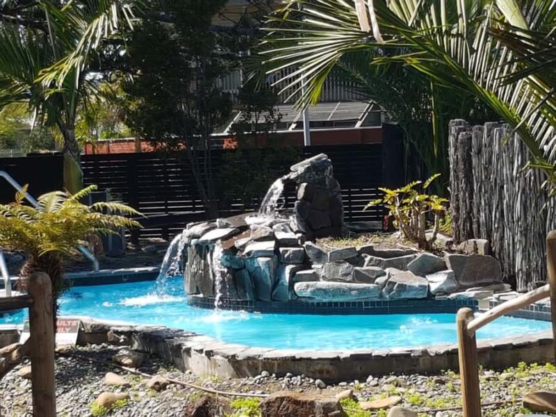 Auckland: Sunset Tour with Thermal pool & Wine Tasting - Who Should Consider This Tour?