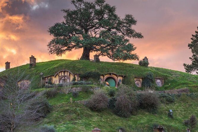 Auckland to Hobbiton Movie Set and Rotorua's Geothermal Valley - Frequently Asked Questions