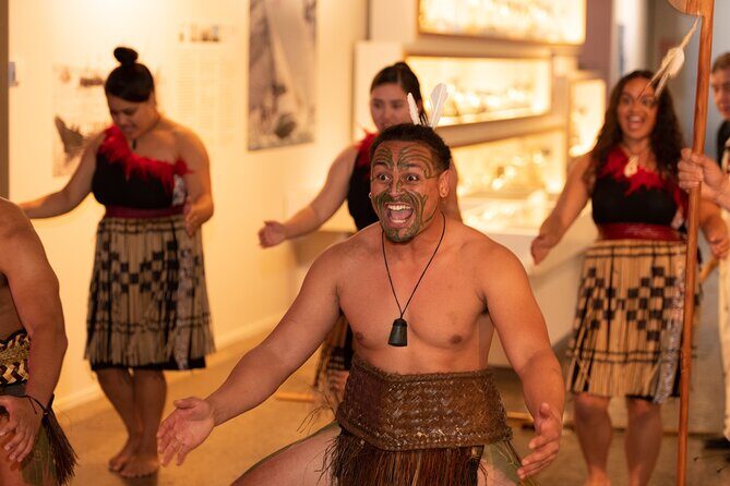 Auckland Urban Mori Experience with Transportation - Exploring the Auckland Urban Maori Experience: A Rich Cultural Journey