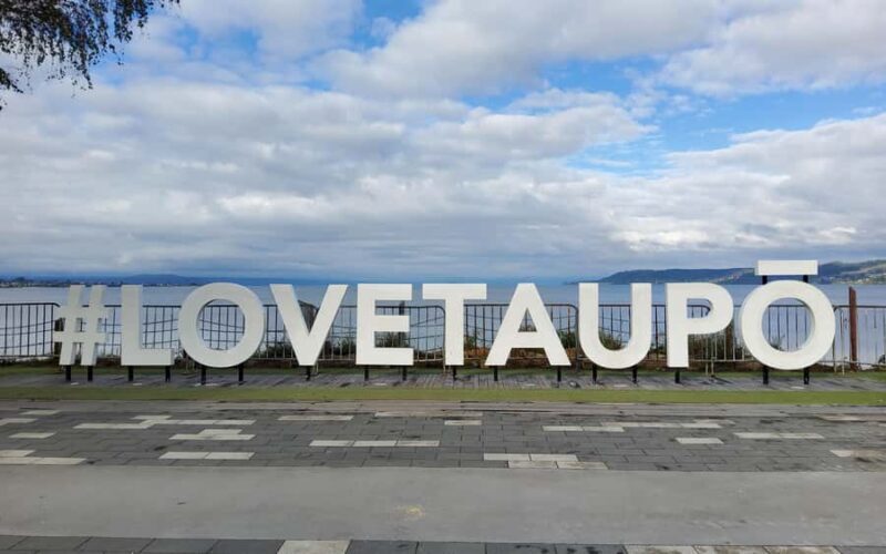 Auckland: Wai-O-Tapu and Lake Taupo Private Day Tour - FAQs