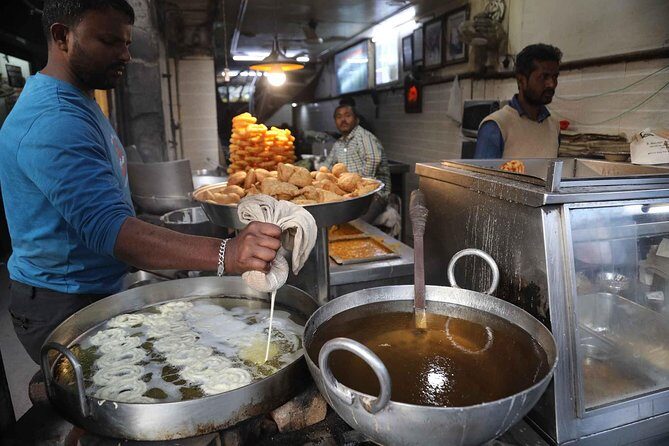 Audio Guide of Chandni Chowk Food, Delhi on HopOn India App - A Deep Dive into the Chandni Chowk Food Audio Walk