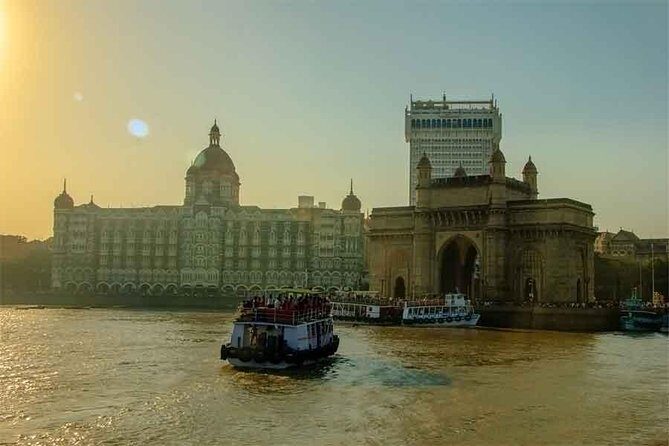 Audio Guided Walking Tour on HopOn India App  From Gateway to Fountain, Mumbai - The Itinerary: A Walk Through Time and Culture