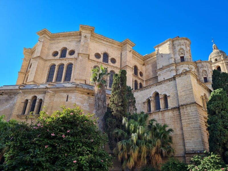 Audioguide City Walk Malaga for cruises (German & English) - Additional Considerations