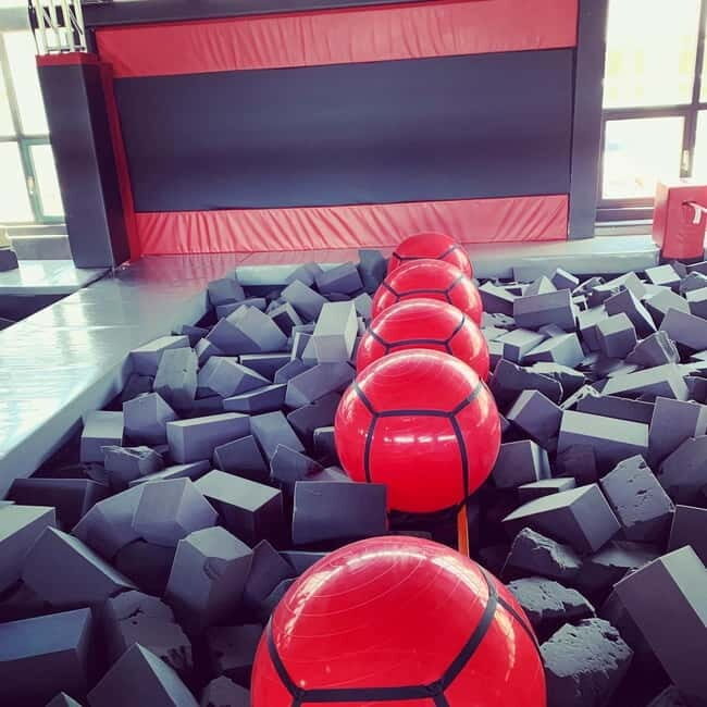 Augsburg: Trampoline Jumping at Jumptown - Key Points