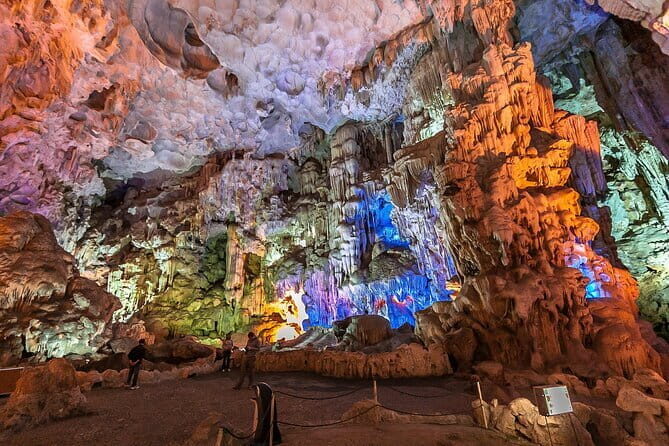 Aurora Cruise 3 Days 2 Nights Discovering Halong Bay from Hanoi - Key Points