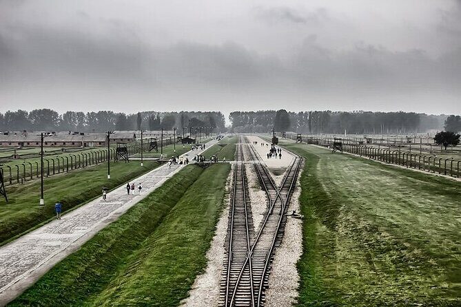 Auschwitz and Birkenau Tour with Hotel Pick up from Krakow - An In-Depth Look at the Auschwitz and Birkenau Tour Experience