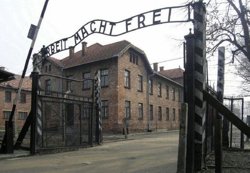Auschwitz-Birkenau and Krakow Private Car Trip from Katowice - FAQ