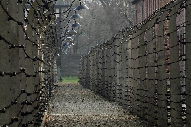 Auschwitz-Birkenau Tour from Wrocaw - A Detailed Look at the Auschwitz-Birkenau Tour from Wrocław