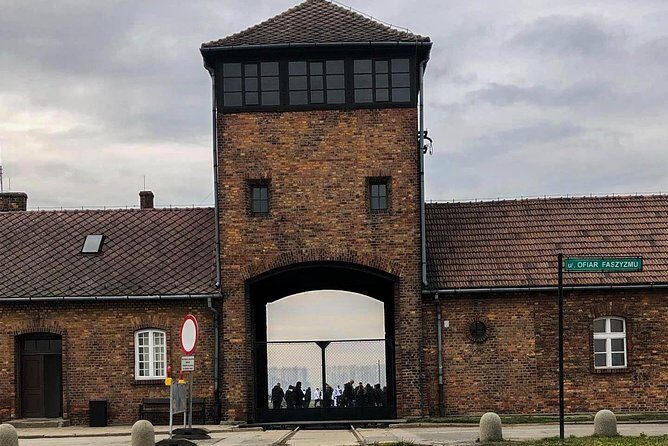Auschwitz - Birkenau Tour with Private Transport from Krakow - An In-Depth Look at the Auschwitz - Birkenau Private Tour