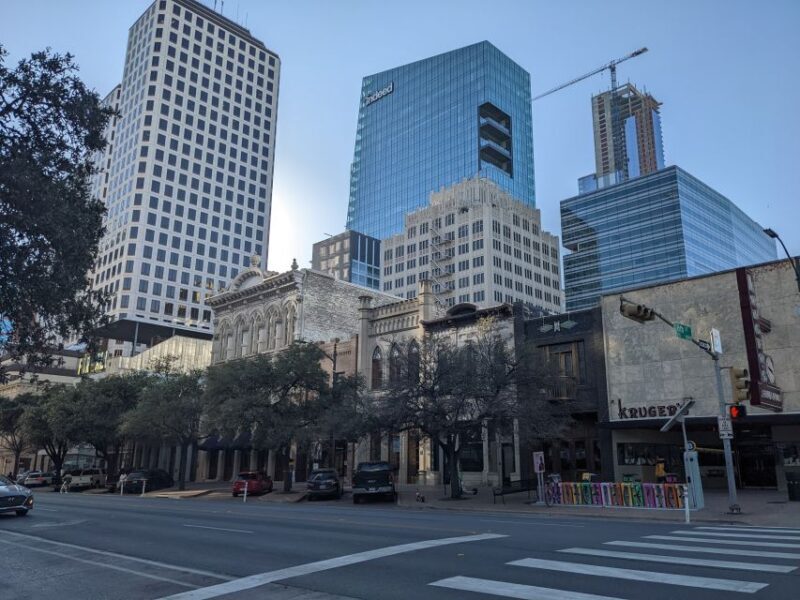 Austin: Downtown History Walking Tour - An in-Depth Look at the Tour Experience
