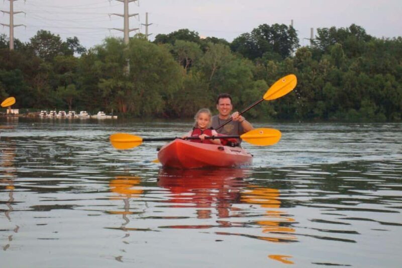 Austin: Kayak and Canoe Rental on Lady Bird Lake - Exploring Lady Bird Lake: A Water-Based Sightseeing Experience