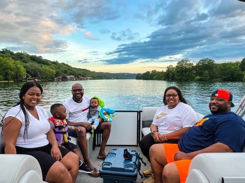 Austin: Lake Austin Private Boat Cruise - Full Sun Shading - What to Expect on Your Lake Austin Cruise