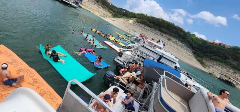Austin: Lake Travis Boat Rental Grill and Slide - Practical Details and Tips