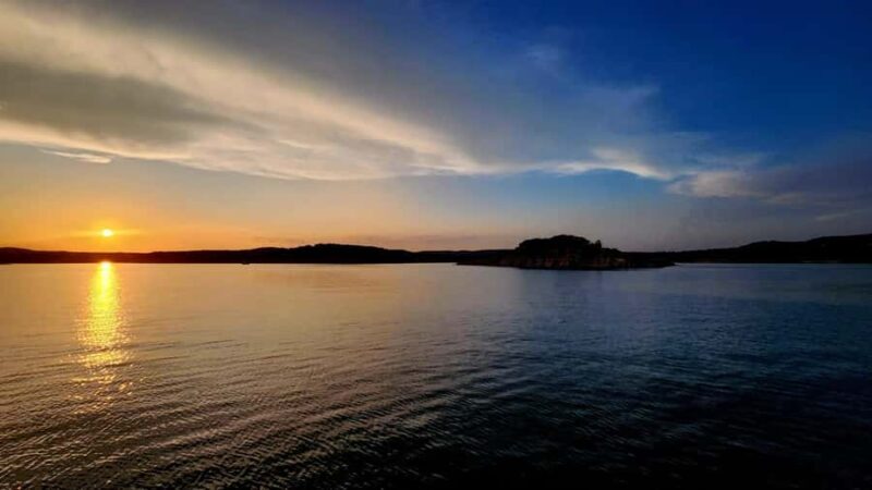 Austin: Lake Travis Cruise with Captain - Key Points