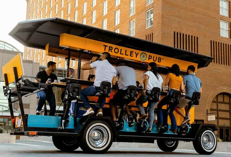 Austin: Trolley Pub Austin Private Group Tour - FAQ