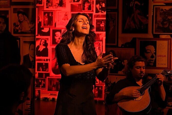 Authentic Alfama Experience: Fado Music and Cultural Walking Tour - Guides and Personal Touch