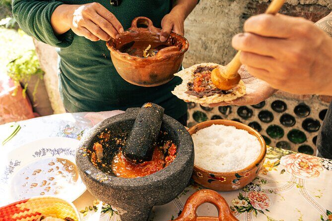 Authentic Cooking Class in Chinampa Xochimilco - Key Points