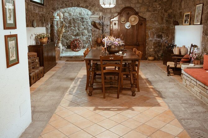 Authentic Italian Cooking Experience with Local Chef - Key Points