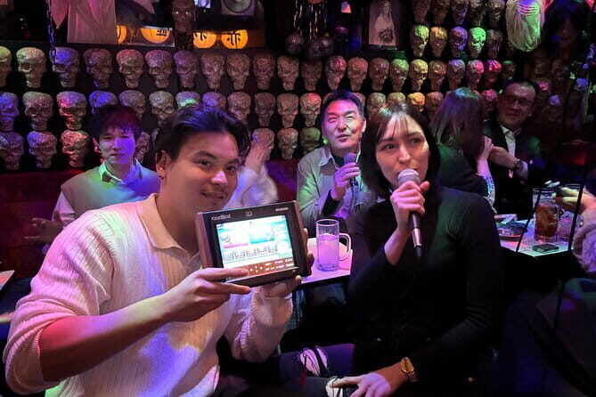 Authentic Japanese Karaoke Bar Hopping in Tokyo Night - The First Stop: An Authentic Izakaya with All-You-Can-Drink
