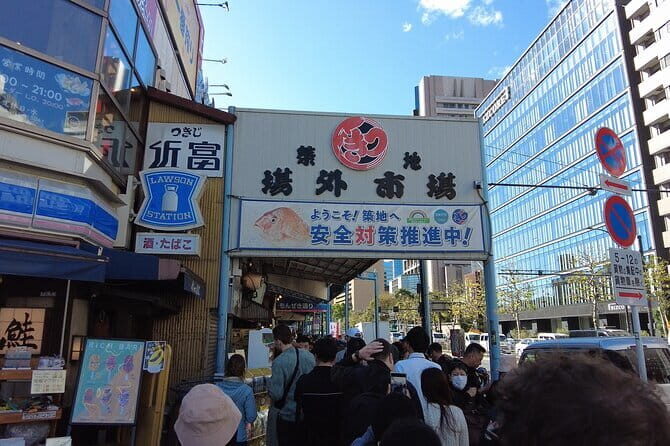 Authentic Japanese Karaoke Bar Hopping in Tokyo Night - The Overall Value