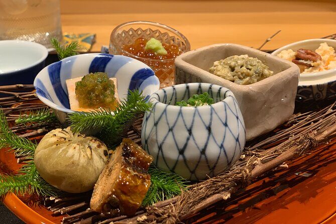 Authentic Kyoto Cuisine Tour with a local guide - Key Points
