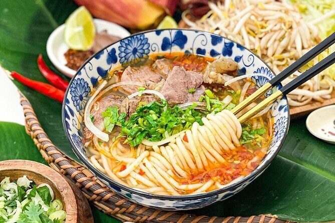 Authentic Street Food Discovery Ho Chi Minh City Saigon - Key Points